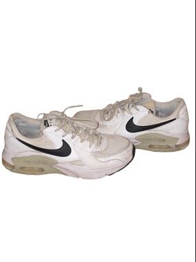 Nike Air Max White and Black Sneakers